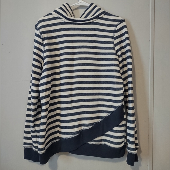 Roxy Halfway Home Blue & White Striped Sweatshirt Size M/L? See Measurements - Picture 4 of 7